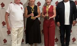 Cumhuriyet coşkusu kortlara taşındı