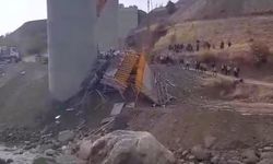 Diyarbakır'da viyadük inşaatında iskele çöktü; yaralılar var