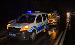 Eskişehir'de iki otomobil kafa kafaya çarpıştı; 1'i ağır 9 yaralı