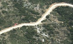 Fethiye'de kayalıklara düşen Rus paraşütçü öldü