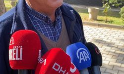 Gıda zehirlenmesi şüphesiyle ölen anne ile 2 çocuğu toprağa verildi