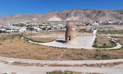 Hasankeyf'te 552 yıllık Zeynel Bey Türbesi, turistlerin uğrak noktalarından biri oldu / Ek fotoğraflar
