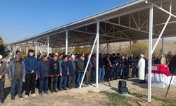 Hastaneden ayrıldıktan 6 gün sonra cansız bedeni bulunan polis memuru toprağa verildi