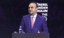 İstanbul- Bakan Kacır: Yapay zeka evrimini insanlık yararına kullanmak istiyoruz