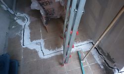 İstanbul - Beykoz'da duvarlarında çatlak oluşan 2 bina tahliye edildi