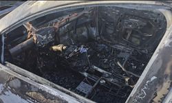 İstanbul - Beykoz'da garajda çıkan yangın otomobile sıçradı