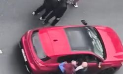 İstanbul - Beylikdüzü'nde kadın sürücülerin yol kavgası kamerada