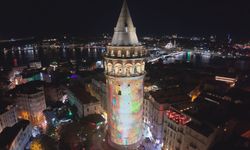 İstanbul - Galata Kulesi'nde 'E-Ticaret Haftası' kapsamında lazer gösterisi