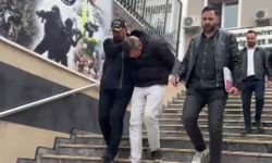 İstanbul- İstanbul'da ATM'lerden para çalan hırsız kamerada