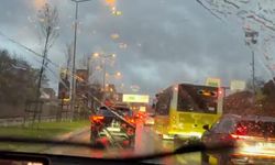 İstanbul - İstanbul'da yağışın etkisi ile trafik yoğunluğu oluştu -3 / Ek görüntü