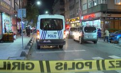 İstanbul - Sultangazi'de boşandığı kişinin eski kocasını öldürüp, kendini vurdu