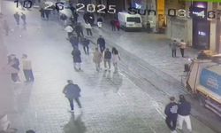 İstanbul - Taksim'de kaldırımda uyuyan kişinin cebinden telefonunu çalan şüpheli tutuklandı