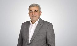 İzmir'de belediye binasına taşlı saldırı; 1 gözaltı (2)