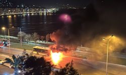 İzmir'de belediye otobüsünde yangın