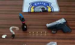 İzmir'de uyuşturucu operasyonu: 2 gözaltı