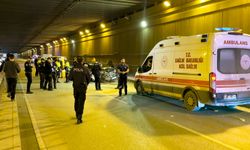 Karşı şeride geçen cip, kamyonet ile kafa kafaya çarpıştı; 2 ölü, 1 yaralı