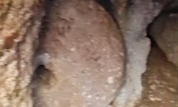 Keşfettikleri yer altı şehrinde kaçak kazı yapan 2 şüpheliye suçüstü