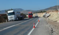 Kilis'te zincirleme kaza; beton mikseri devrildi