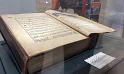 Kırşehir'de Aşık Paşa yazma eserler sergisi açıldı