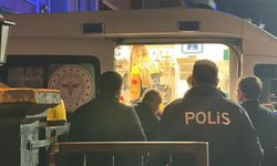 Kütahya'da 4 katlı apartmanda çıkan yangında mahsur kalan 1'i bebek 5 kişi kurtarıldı