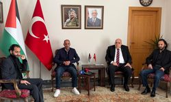 'Le Trio Joubran' müzik grubu, Filistin Ankara Büyükelçisi Jaish'i ziyaret etti