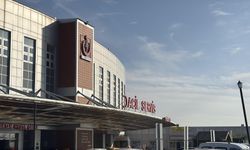 Lise öğrencisi, zehirlenme şüphesiyle hastaneye kaldırıldı