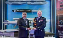 Milli Savunma Bakan Yardımcısı Durdalı, Dubai Airshow-2025'e katıldı