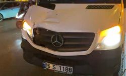 Minibüsün çarptığı yaya ağır yaralandı