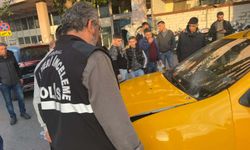 Motosikletli saldırgan, husumetlisini otomobille giderken tabancayla yaraladı