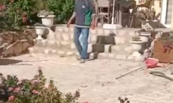 Öldürülen babasının cenazesini almaya geldikleri morg önünde gözyaşlarına boğuldu