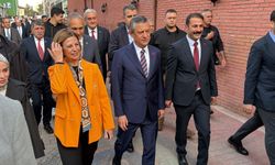 Özgür Özel: Türkiye'nin gençlerinin başka ülkelerde hayal kurması beka sorunudur