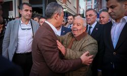 Özgür Özel'den, şehit Gökhan Korkmaz'ın ailesine taziye ziyareti