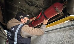 Pazarkule Sınır Kapısı'nda otomobilin LPG tanklarında 19 kilo 692 gram esrar ele geçirildi