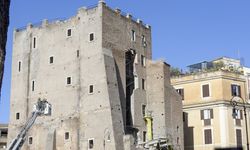 Roma'da tarihi kulede çökme: 11 saat sonra kurtarılan işçi hastanede yaşamını yitirdi