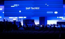 SAP, Berlin'de Build çözümüne eklenen yapay zeka destekli yetenekleri tanıttı