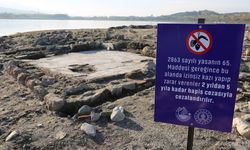 Sapanca Gölü'nde sular çekilince tarihi yapı daha görünür oldu