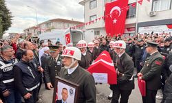 Şehit Astsubay Başçavuş Akın Karakuş'un cenazesi memleketi Sakarya'da