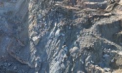 Sivas'ta göçük altında kalan şantiye müdürü aranıyor (2)