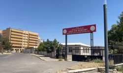 Sünnet düğünündeki saldırıda pompalı tüfekle vurulan İklimya toprağa verildi; şüpheli aranıyor