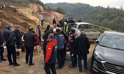 Taş ocağında göçük altında kalan kamyon şoförü yeniden aranıyor