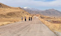 Tekerlekli kayak takımı, köy yolunda Balkan Şampiyonası'na hazırlanıyor