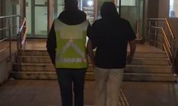 Trafik tartışmasında otomobile levye ile saldıran 2 şüpheli gözaltında