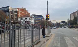 Trafikte yol verme tartışmasında avukatın burnu kırıldı