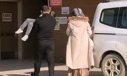 Üzerine, içinde kaynar su bulunan çaydanlık devrilen Ali İhsan yaralandı