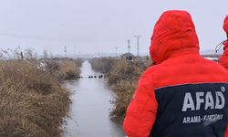 3 çocuğun öldüğü kazada kanalda kaybolan sürücüyü arama çalışmalarında 3'üncü gün