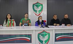 Amed Sportif Faaliyetler, Tarkan Serbest ile sözleşme imzaladı