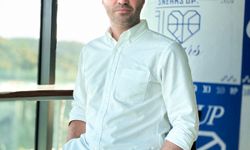 Araştırma: Sneaker giymek daha özgüvenli ve güçlü hissettiriyor