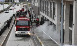 Atıl haldeki otel binasında patlama sonrası yangın; 2 işçi dumandan etkilendi