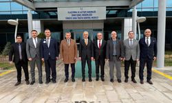 Bakan Uraloğlu, Türkiye Hava Trafik Kontrol Merkezi'ni ziyaret etti