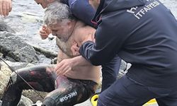 Baklık avına çıktığı zıpkınla kendini yaraladı